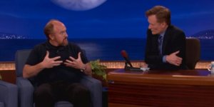 Photo credit:  http://www.huffingtonpost.co.uk/2013/09/23/louis-ck-texting-driving_n_3974759.html