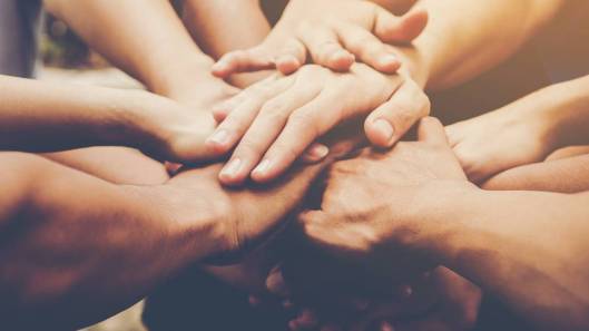 etno-garden-plitvice-lakes-team-building-ruke