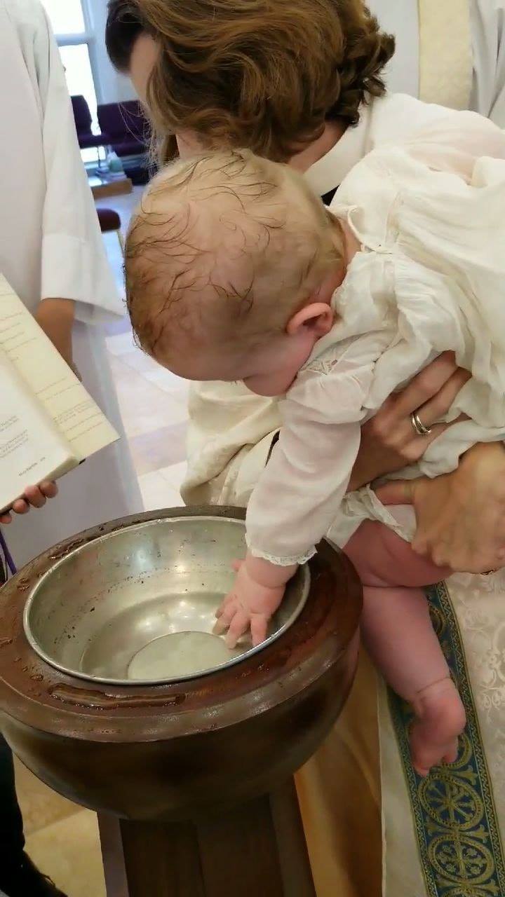 46040735_2084113391644910_120194659778560_o